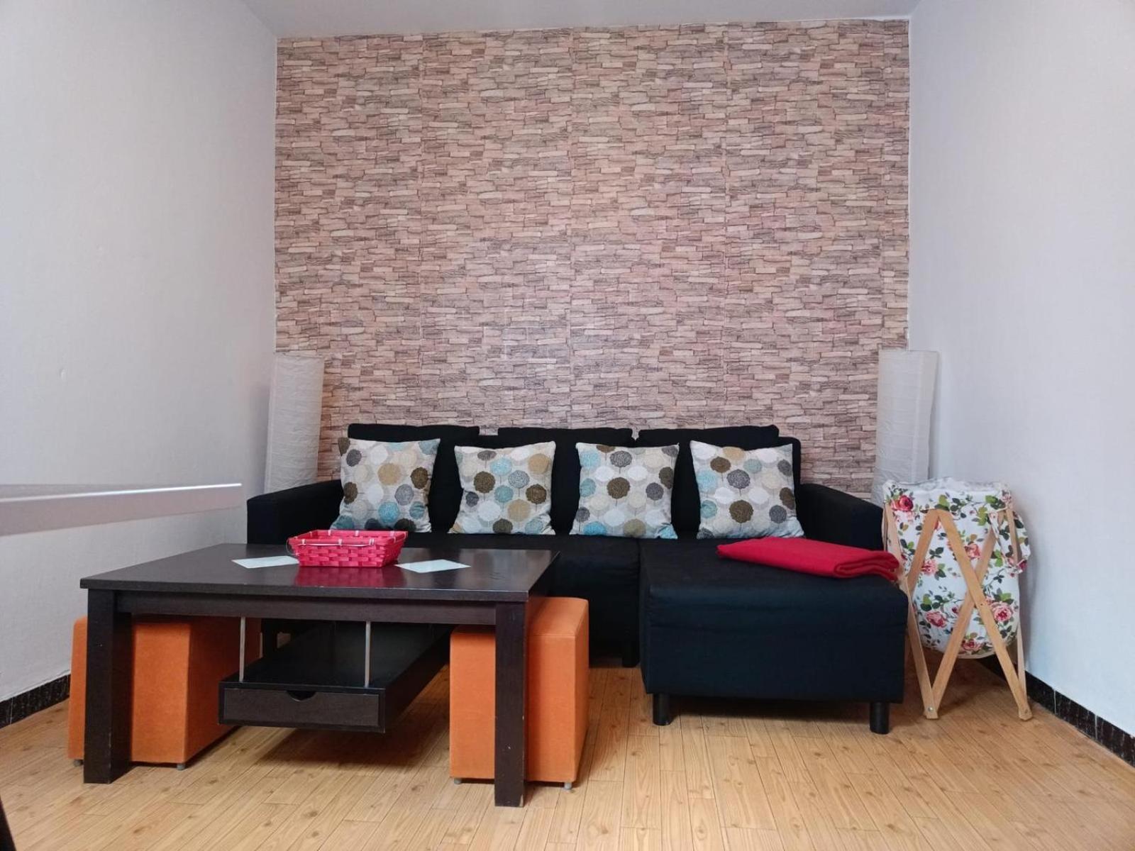 Apartamento Callejon Del Beso Sevilla Bagian luar foto