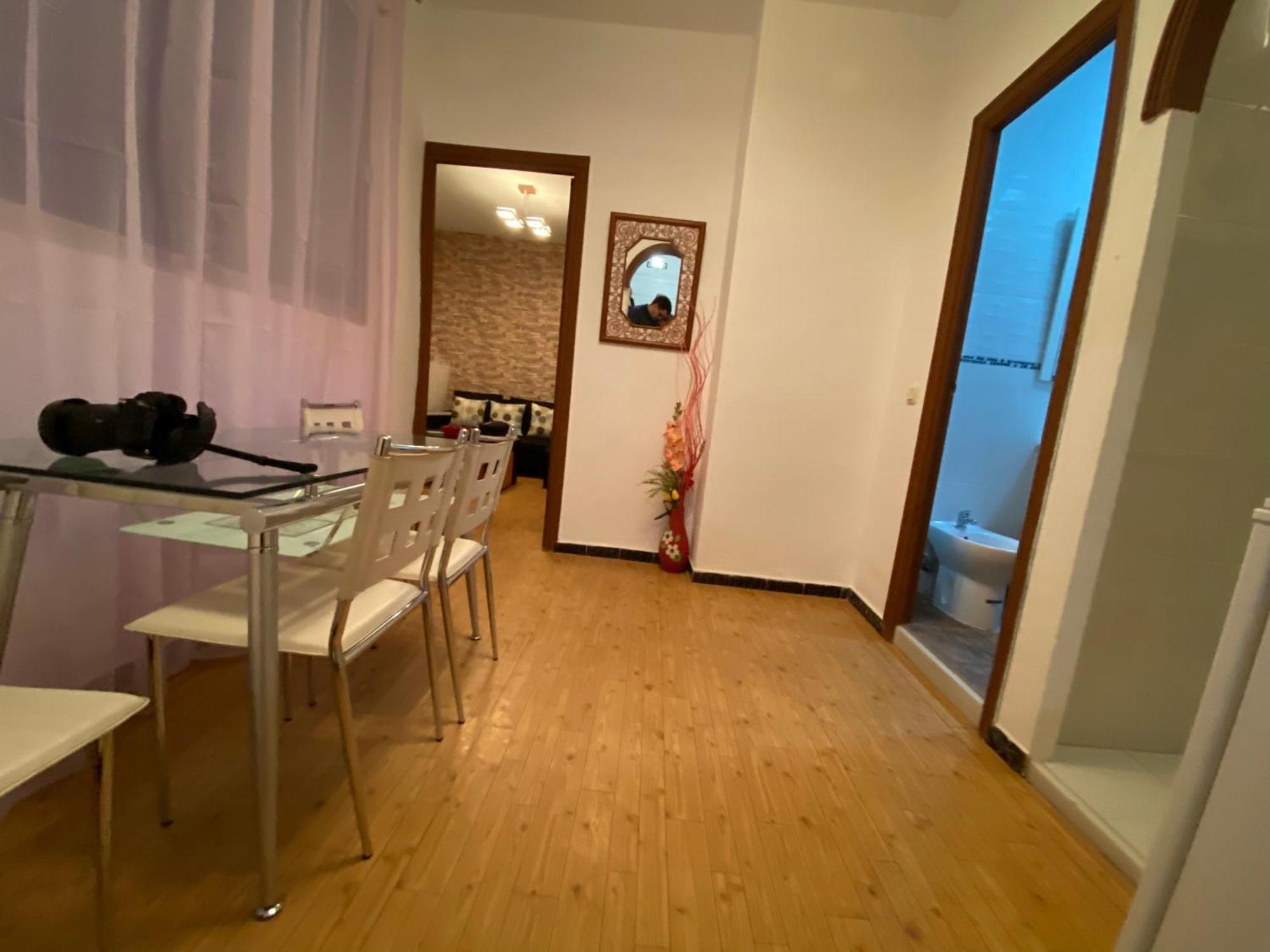 Apartamento Callejon Del Beso Sevilla Bagian luar foto