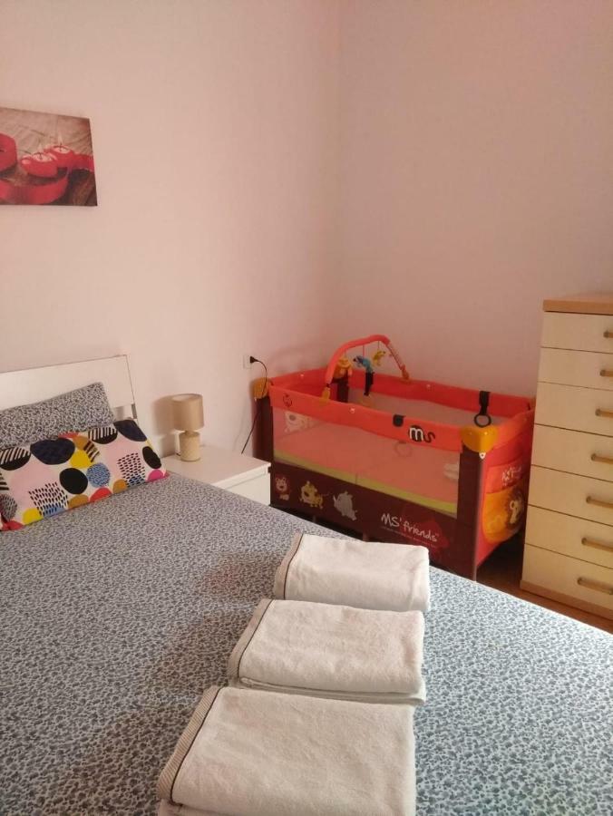 Apartamento Callejon Del Beso Sevilla Bagian luar foto